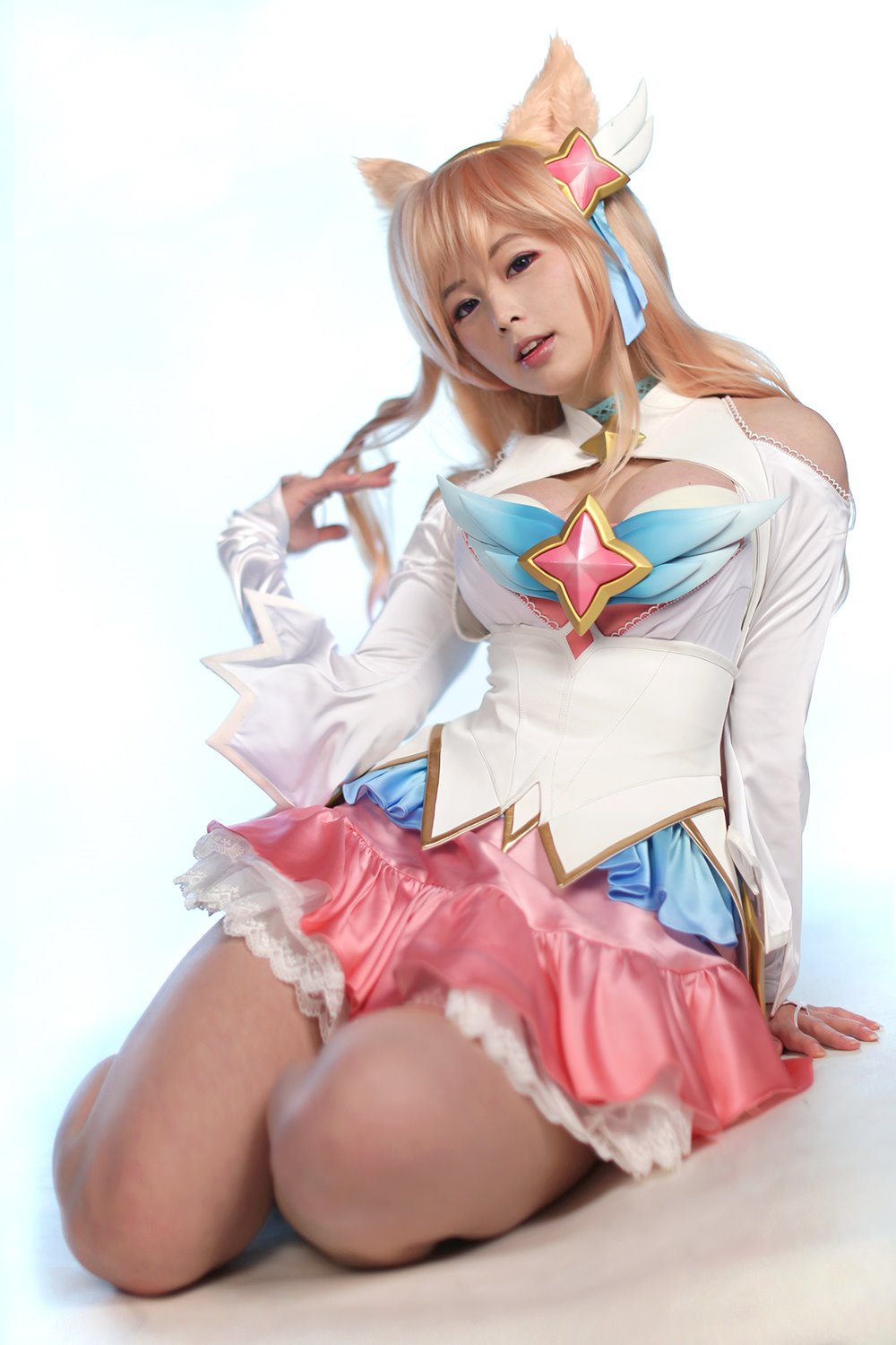 天使脸魔鬼身材的星之守护阿狸COS